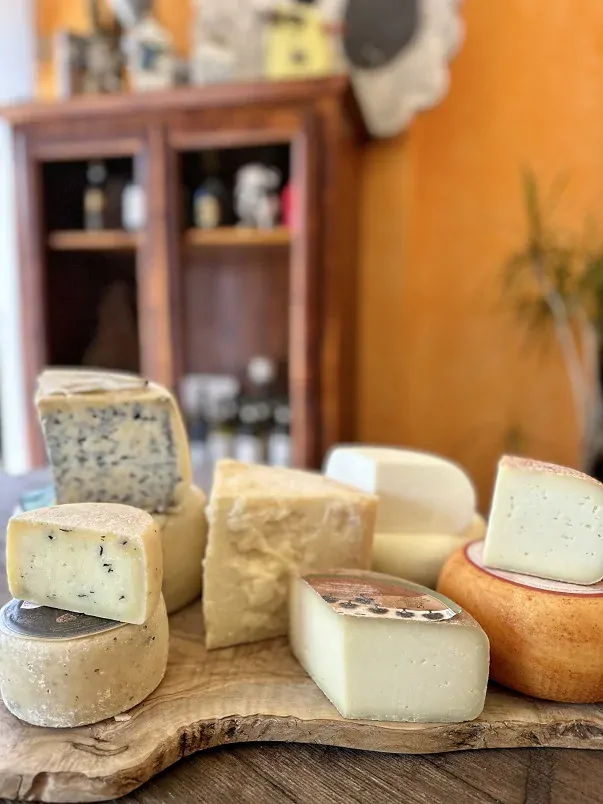 Toskánsky syr pecorino stagionato s hľuzovkou, 250g