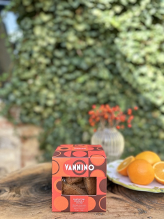 Cantuccini s kandizovaným pomarančom a kakaom, 150g